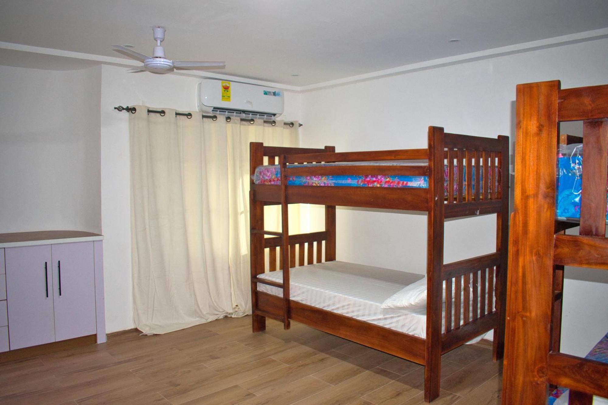 Tree House Hostel Тамале Экстерьер фото